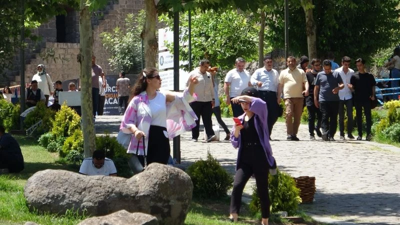 İlk normalleşme hafta sonunda vatandaşlar dışarıya akın etti
