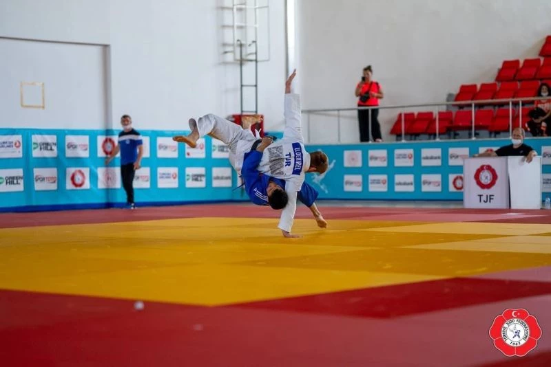 Manisa BBSK’nın 4 judocusu milli takımda
