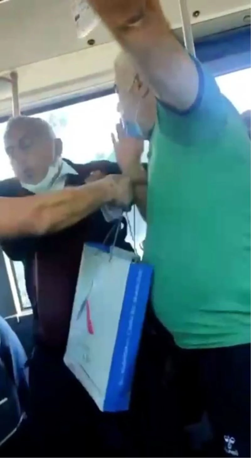  Metrobüste ilginç maske tartışması
