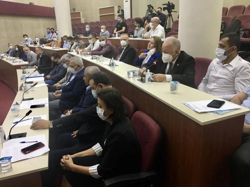 Turan Hançerli: “Avcılar’ın kentsel dönüşümde desteğe ihtiyacı var”
