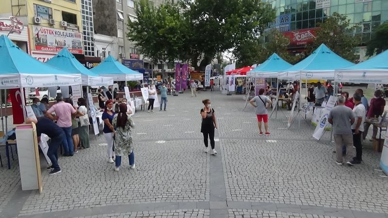 Edremit İlçe Milli Eğitim Müdürlüğünden LGS stantları
