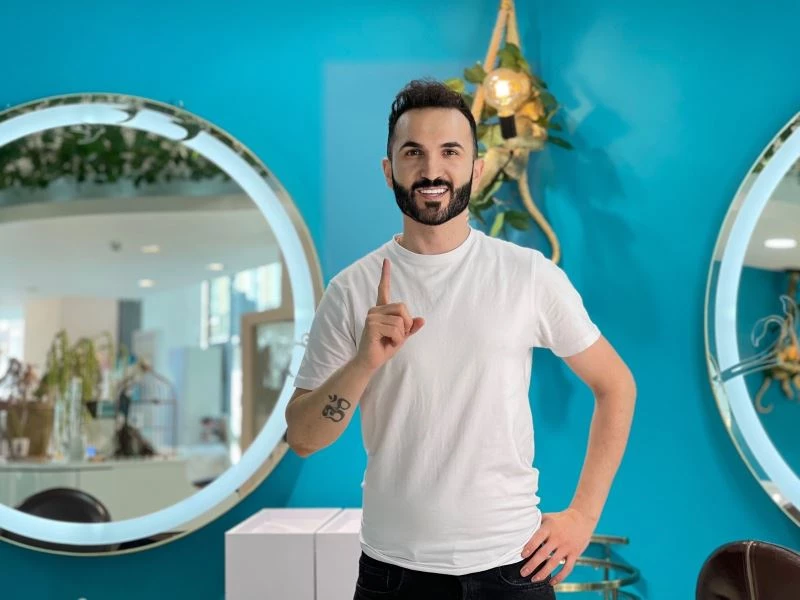 Samet Zili: “Güneş ışıklarından saçlarınızı koruyun”
