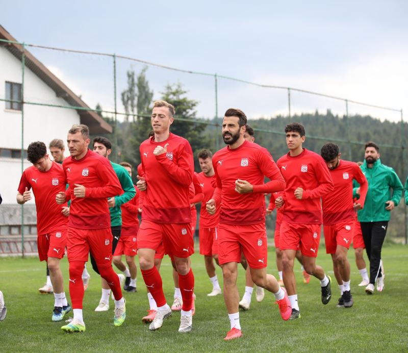 Sivasspor’da hazırlıklar Gerede’de devam ediyor
