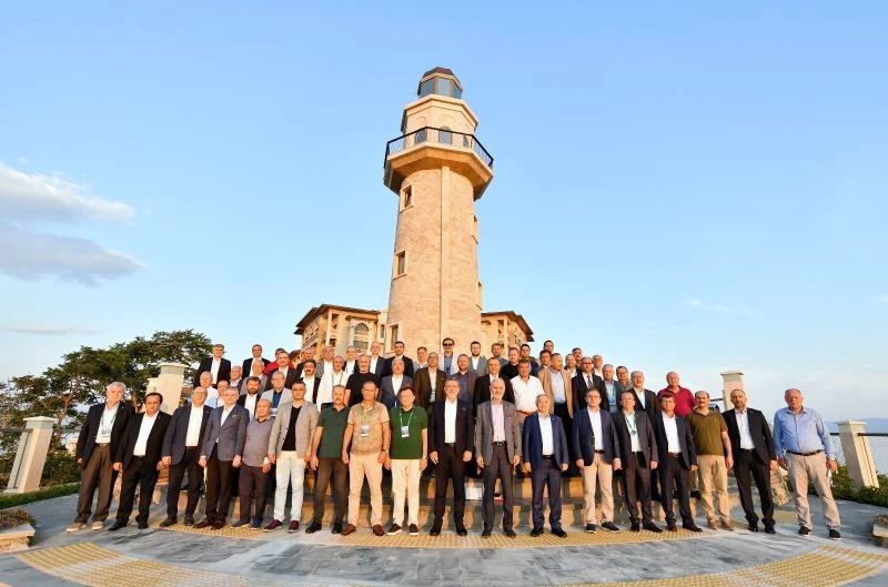 Ereğli’nin taleplerini Demokrasi ve Özgürlükler Adası’nda aktardı
