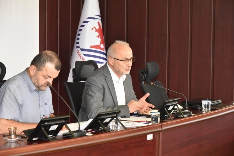 Rektör Ünal: “Eğitim revizyonu sürecini ‘OMÜ’nün var oluş sorunu’ olarak görüyoruz”
