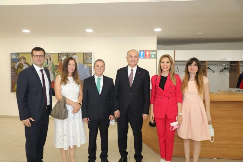 ‘100 Ünlü Düzceli’ kitabının tanıtımı yapıldı
