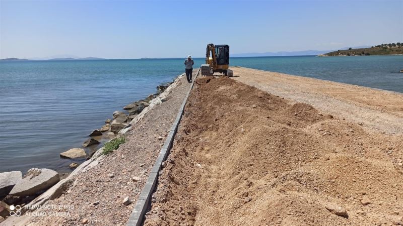 Balıkesir Büyükşehir Belediyesi’nden Gömeç Derkent sahil şeridine altın dokunuş
