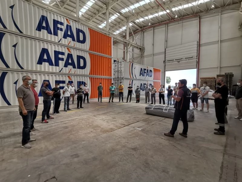 Turizm personeli ve eğitimcilere afet eğitimi
