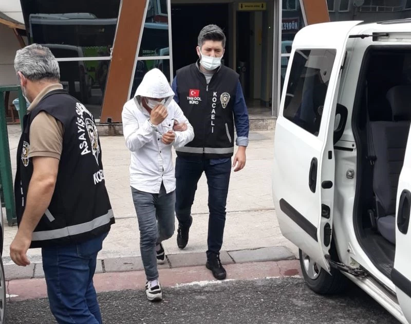 Kendisini polis olarak tanıttığı vatandaşı 15 bin TL dolandıran şahıslar tutuklandı
