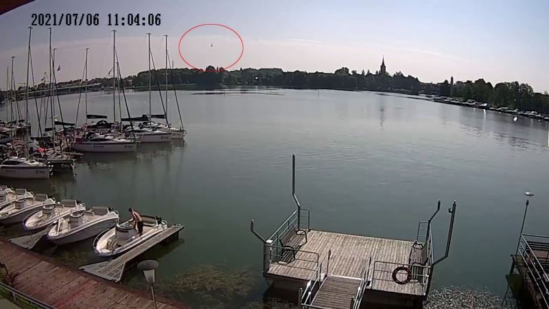 Polonya’da helikopterin göle düşme anına ait görüntüler ortaya çıktı
