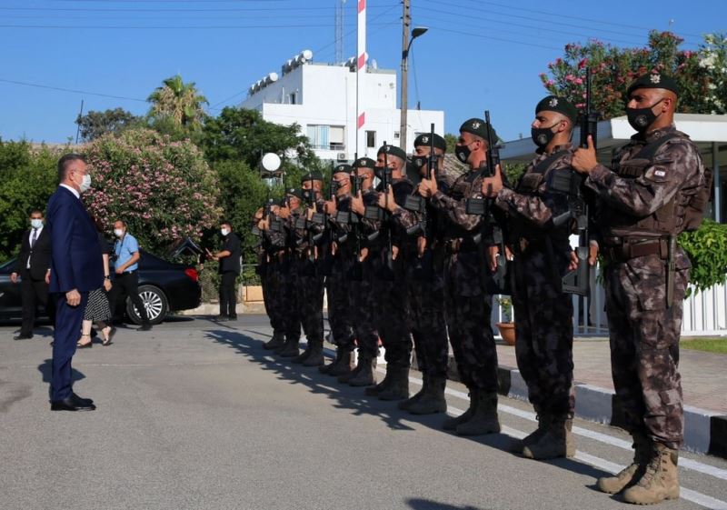 Cumhurbaşkanı Yardımcısı Oktay: “Kıbrıs Türkünü iki devletli çözüm yolundaki haklı davasında bir gün bile yalnız bırakmadık, bırakmayacağız”
