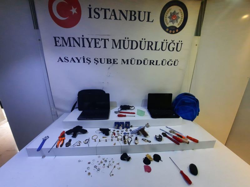 İstanbul’da hırsızlık çetesi çökertildi: Klozette 50 bin lira değerindeki altın böyle bulundu
