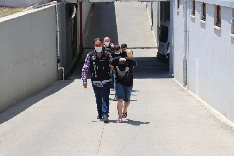 Dizi oyuncusuna uyuşturucudan gözaltı
