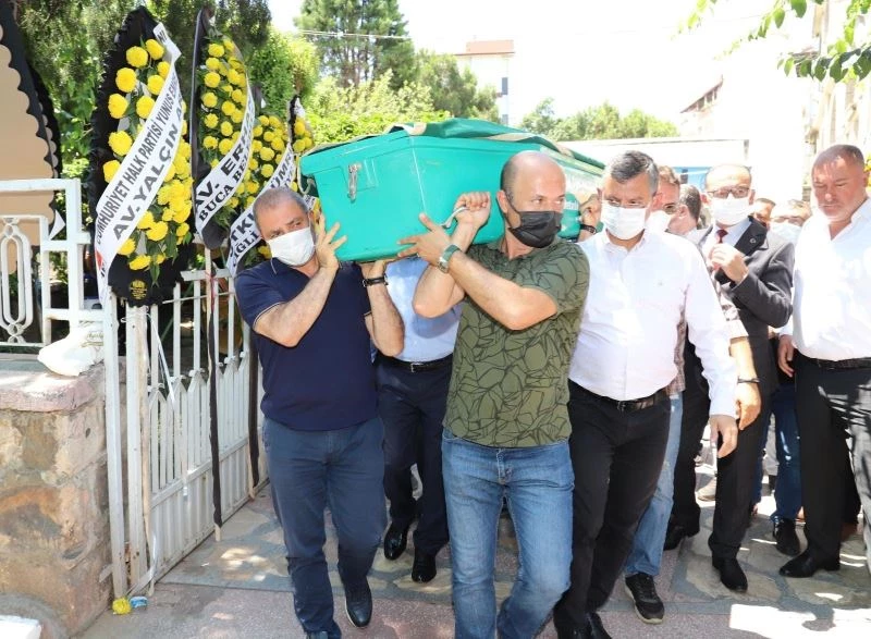 Başkan Öküzcüoğlu’nun babası son yolculuğuna uğurlandı
