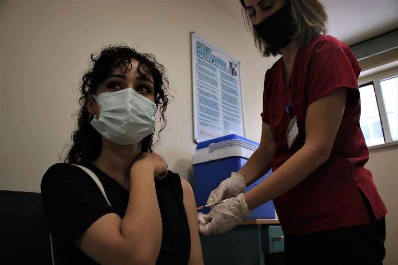 Elazığ’da yoğun bakımda yatan hastaların büyük çoğunluğunu aşısızlar oluşturuyor
