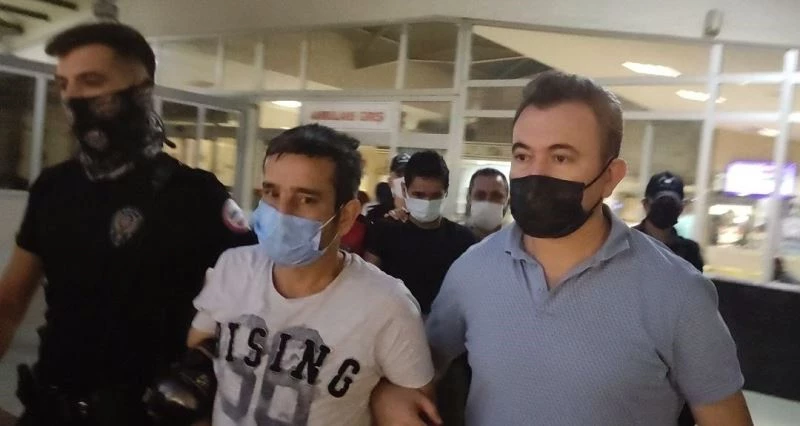 Dikiş makinesi yüzünden komşusunu öldüren zanlıdan gazeteciye: 