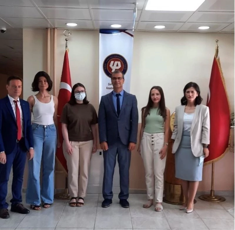 SYAL’da derece ile mezun olan öğrencilere ödül
