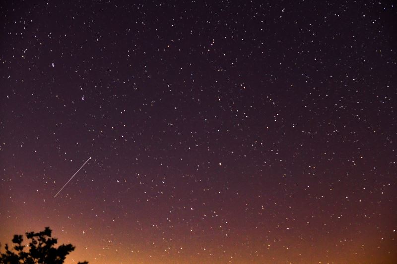 Gökyüzü Perseid meteor yağmuruyla renklendi
