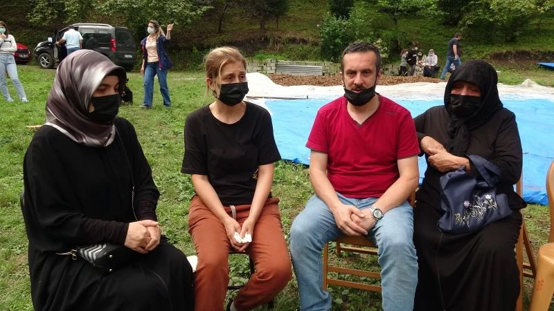 Acılı anne ve baba maganda kurşununa kurban giden oğullarının katilinin bulunmasını istiyor
