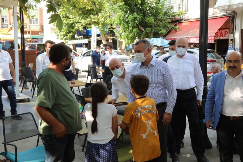 Büyükakın ve Bıyık, Çınaraltı’nda vatandaşlarla buluştu
