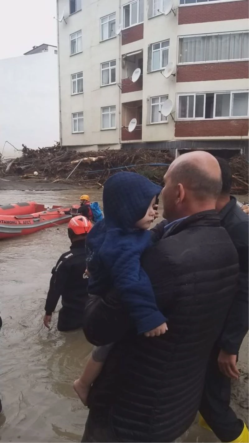 Bakan Soylu, Bozkurt’taki afetzedeler ile yakından ilgileniyor

