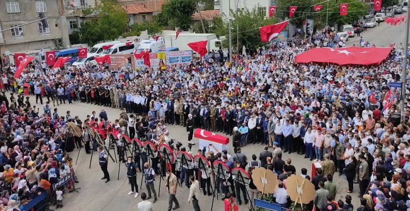 Adıyaman şehidini uğurladı
