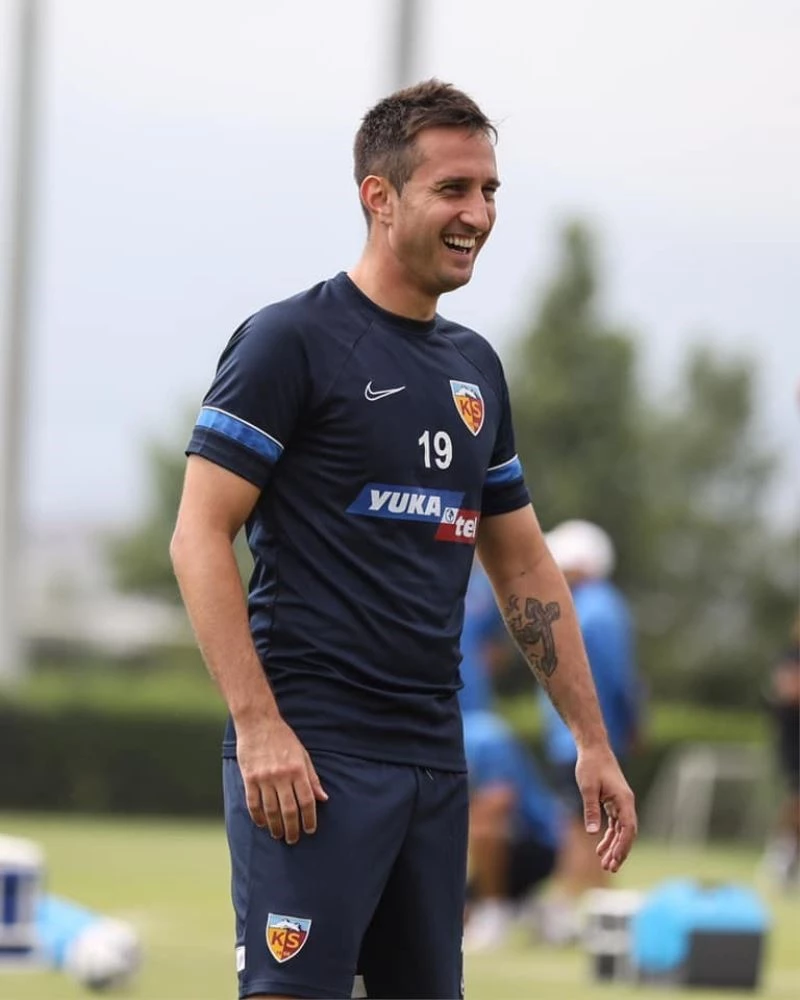 Mario Gavranovic ilk antrenmanına çıktı
