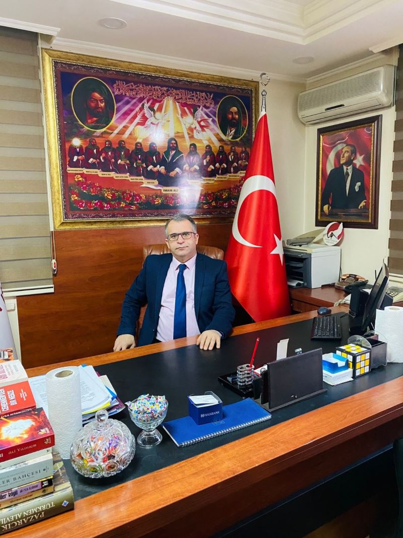 Türkmen Alevi Bektaşi Yardımlaşma Araştırma Eğitim Kültür Vakfı Genel Başkanı Özdemir’den sağ duyu çağrısı:
