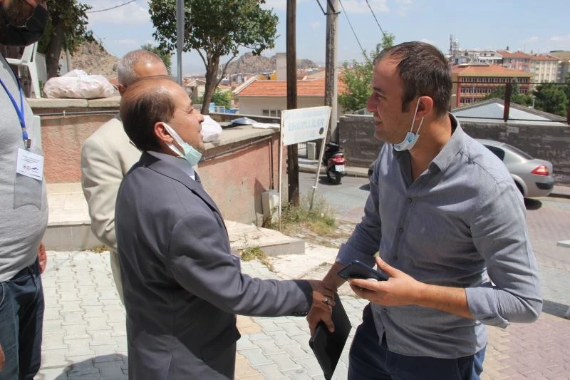 Şehitler ve hayatını kaybeden dernek üyeleri için yasin-i şerif okuttular
