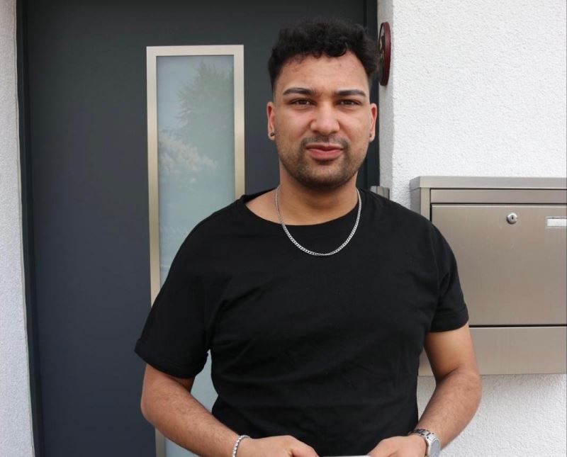 Almanya’da yaşan Türk asıllı rapçi, yeni albümü için geri sayıma başladı

