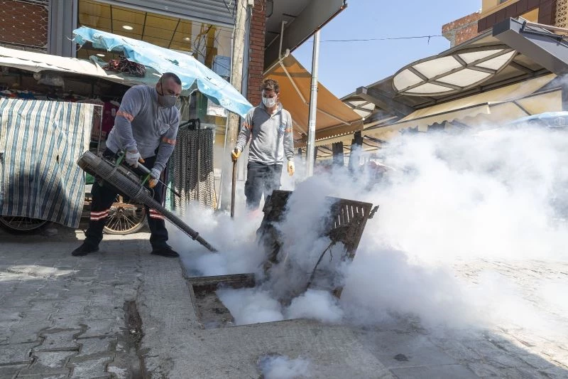 Semt pazarları ilaçlanıyor
