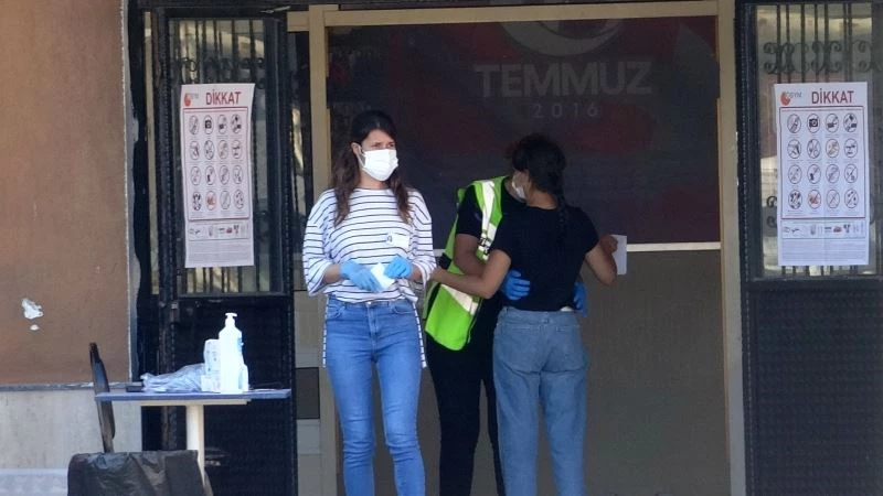 Adaylar KPSS ÖABT sınavında ter döktüler
