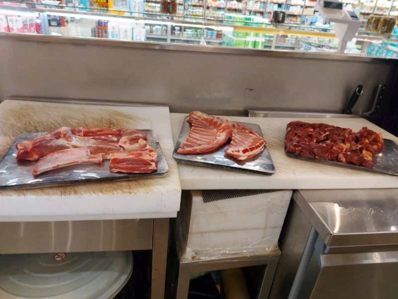 Halkın sağlığıyla oynayacaklardı: Bozuk etler imha edildi
