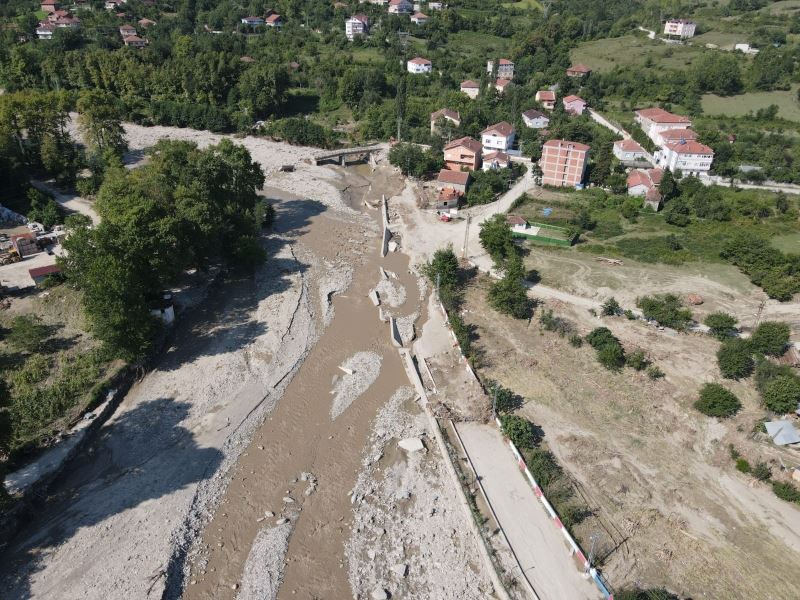 Türkeli’de sular çekilince felaketin boyutu ortaya çıktı

