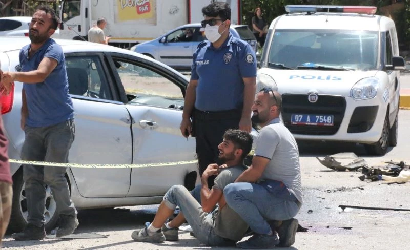 Yakınına ait otomobilin anahtarını gizlice alan çocuk kaza yaptı: 1 ölü
