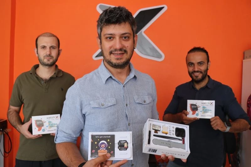 Türk mühendisler Amerika ve Japonya’ya akıllı saat ihraç ediyor
