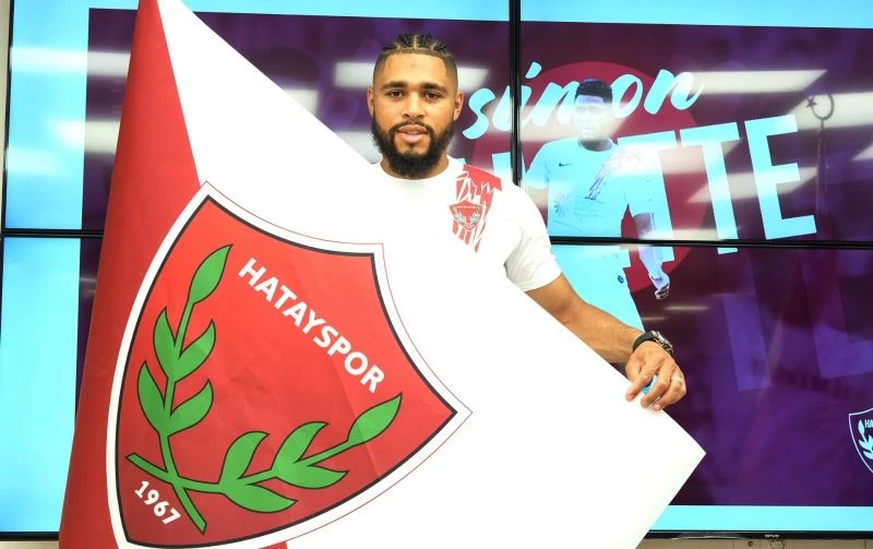 Fenerbahçeli eski futbolcu Simon Falette, Hatayspor’da
