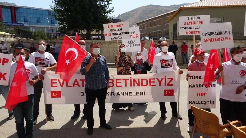 Diyarbakır annelerinden Muşlu annelere destek
