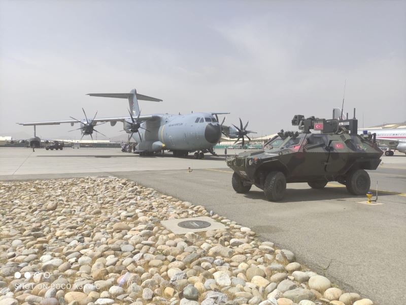 MSB: ”Kabil’deki Hamid Karzai Uluslararası Havaalanı’nda emniyetin sağlanmasıyla tahliyeler yeniden başladı”
