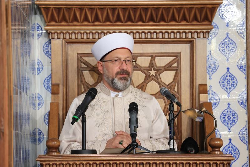 Diyanet İşleri Başkanı Erbaş, “Bizler, bu topraklarda bütün farklılıklarımızla birlikte et ve tırnak gibiyiz”
