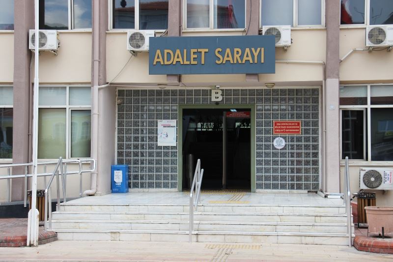 Asker eğlencesini meydan savaşına dönüştüren 4 kişi tutuklandı
