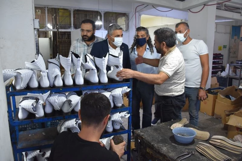 Başkan Sadıkoğlu: “Küçük ölçekli firmaların büyümesinin önünü açtık”
