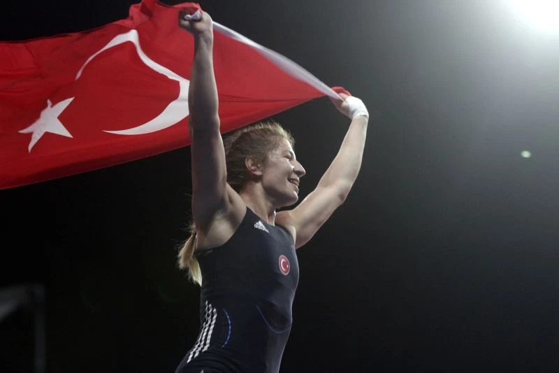 Yasemin Adar bronz madalya kazandı
