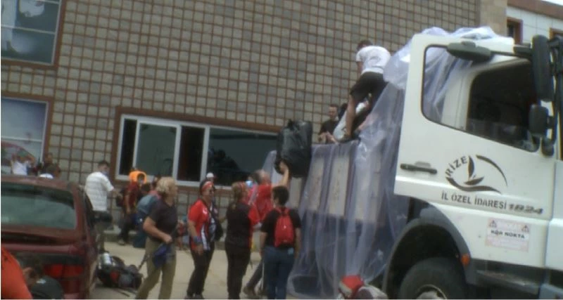 6 ülkeden 201 dağcı Kaçkar Zirvesi için yola çıktılar
