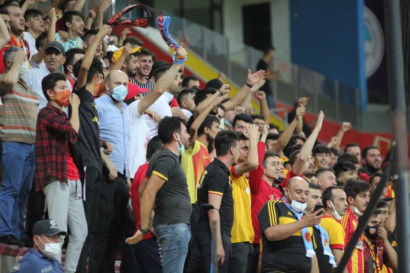 Süper Lig: Kayserispor: 1 - Adana Demirspor: 0 (Maç devam ediyor)
