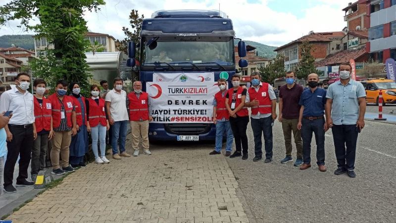 Devrek’ten Kastamonu’ya yardım tırı gönderildi
