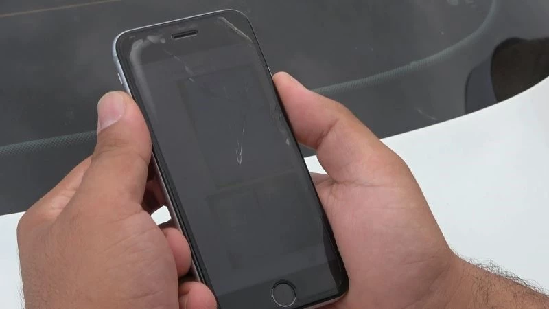 (Özel) Aynı aracı üç kişiye sattılar...İnternetten otomobil almak istedi, bütün birikimini kaptırdı
