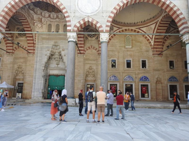 Turist rehberler, Selimiye’ye hayran kaldı
