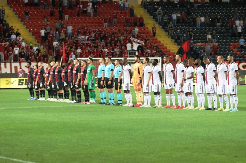 Süper Lig: Gaziantep FK: 0 - Beşiktaş: 0 (Maç devam ediyor)
