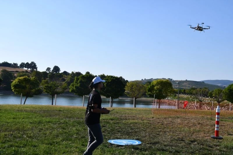 Roket ve drone yarışması göz kamaştırdı
